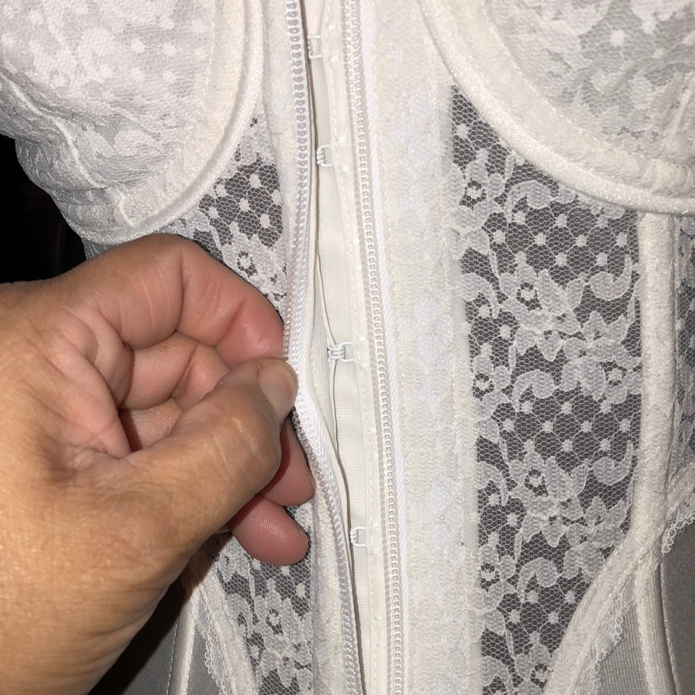 Corset Bustier w/garters SZ 34C - Picture 5 of 8
